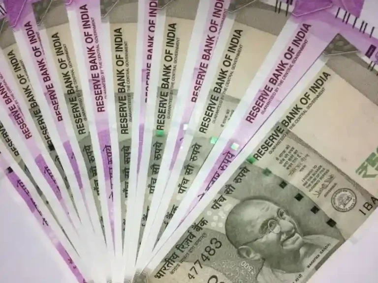 8th Pay Commission का अल्टीमेट गाइड: 18 सवाल जो आपकी सैलरी का 100% नक्शा बदल देंगे